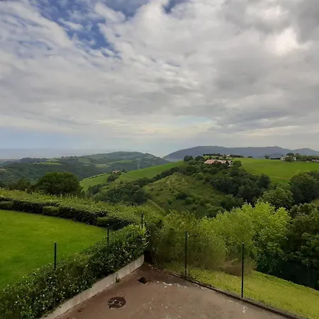 -naturaleza Y Seguridad, Entorno Rural A 29 Km De San Sebastian *