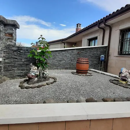 -naturaleza Y Seguridad, Entorno Rural A 29 Km De San Sebastian *